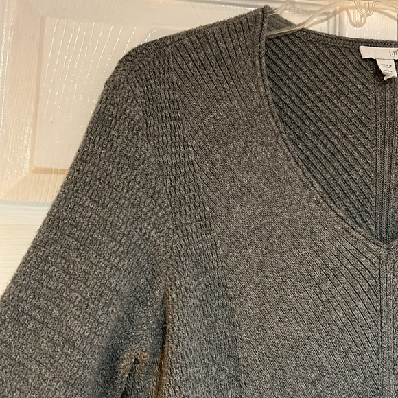 J.Jill Long V-Neck Sweater - Picture 6 of 12